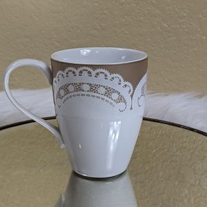 222 Fifth Queen Anne's Lace Coffee Mug
